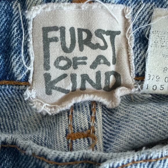 Levi’s Woman’s Vintage 560 First Of A Kind Jean Shorts size 5/MED - Picture 5 of 6